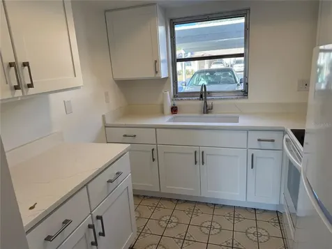 2826 Swifton Drive Sarasota FL 34231