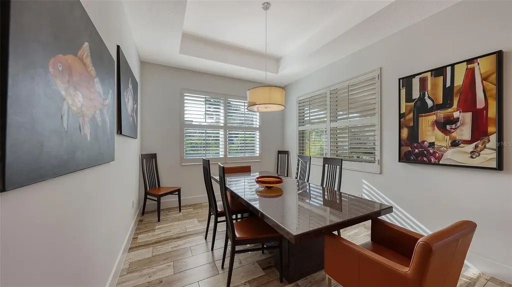 4756 Ringwood Meadow Sarasota FL 34235