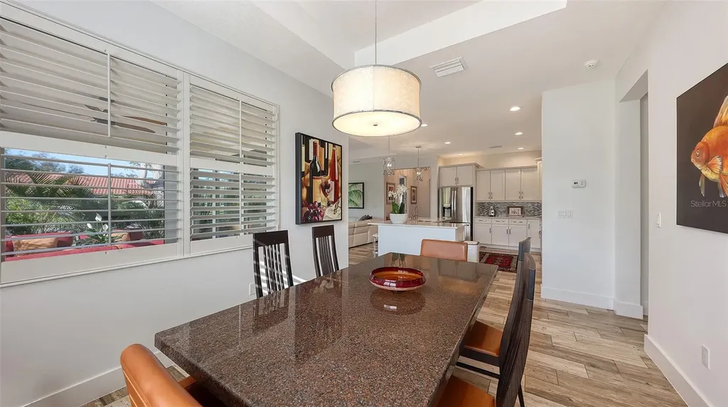 4756 Ringwood Meadow Sarasota FL 34235