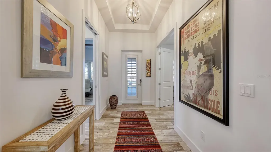 4756 Ringwood Meadow Sarasota FL 34235