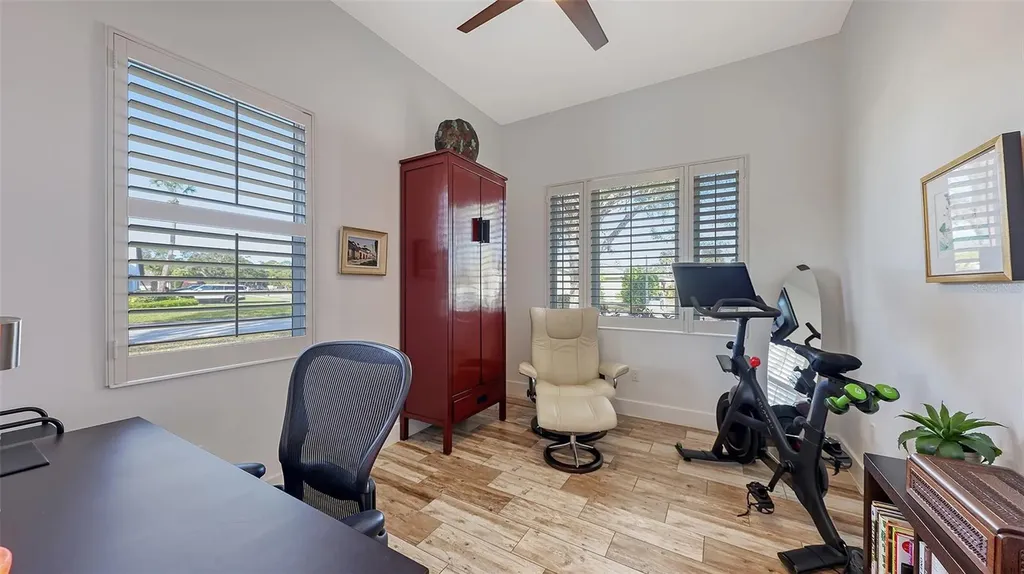 4756 Ringwood Meadow Sarasota FL 34235