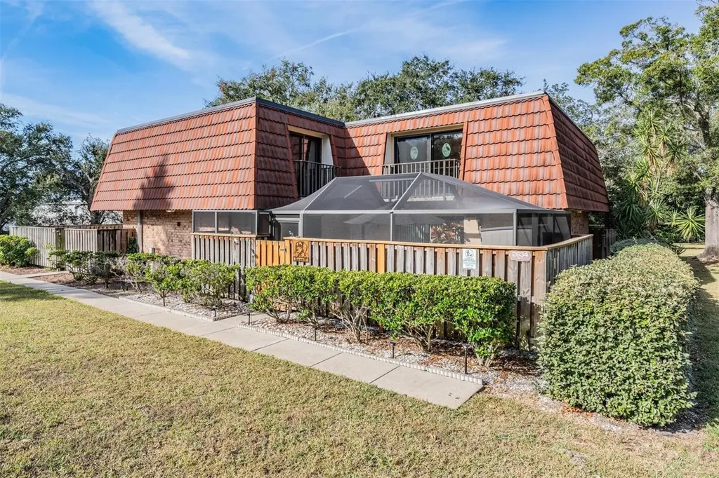 2634 10th Court Palm Harbor FL 34684