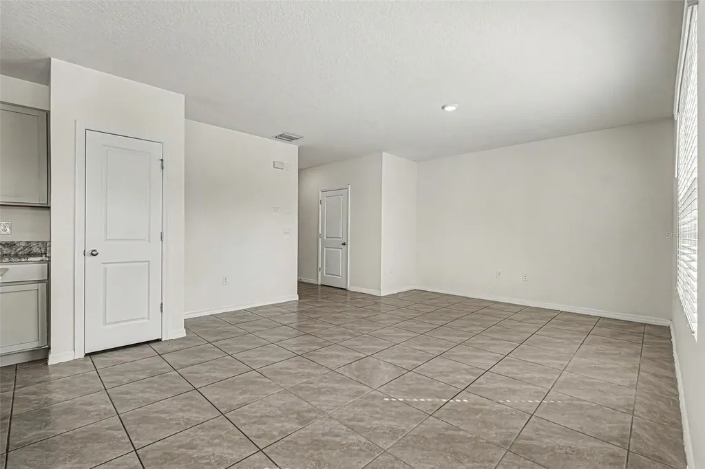 10767 Penny Gale Loop San Antonio FL 33576