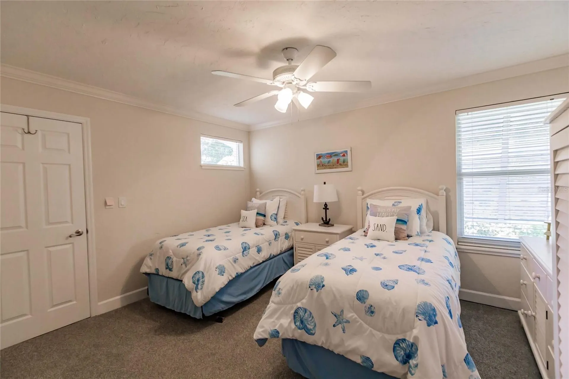 1205 E Peppertree Drive Sarasota FL 34242