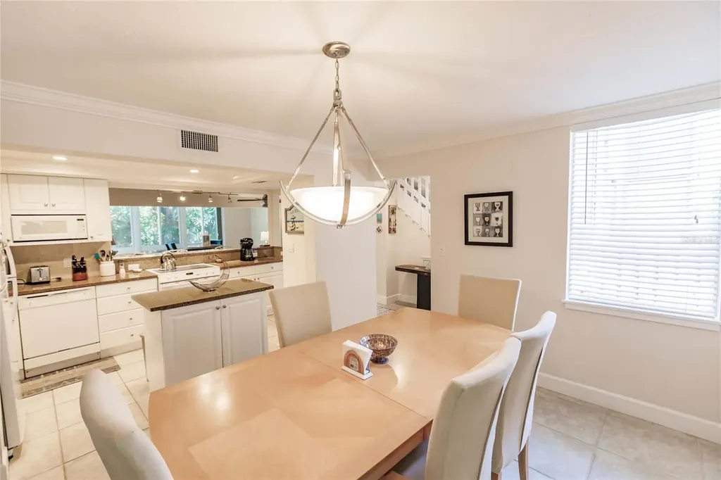 1207 E Peppertree Drive Sarasota FL 34242