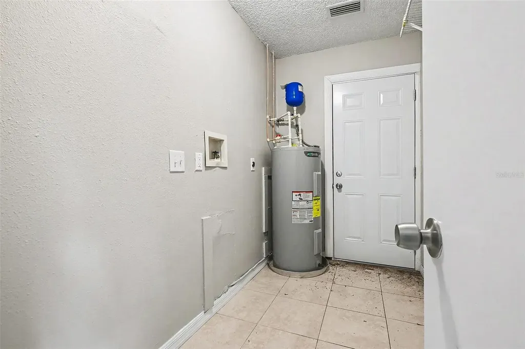1761 Elbert Acres Court NE Winter Haven FL 33881