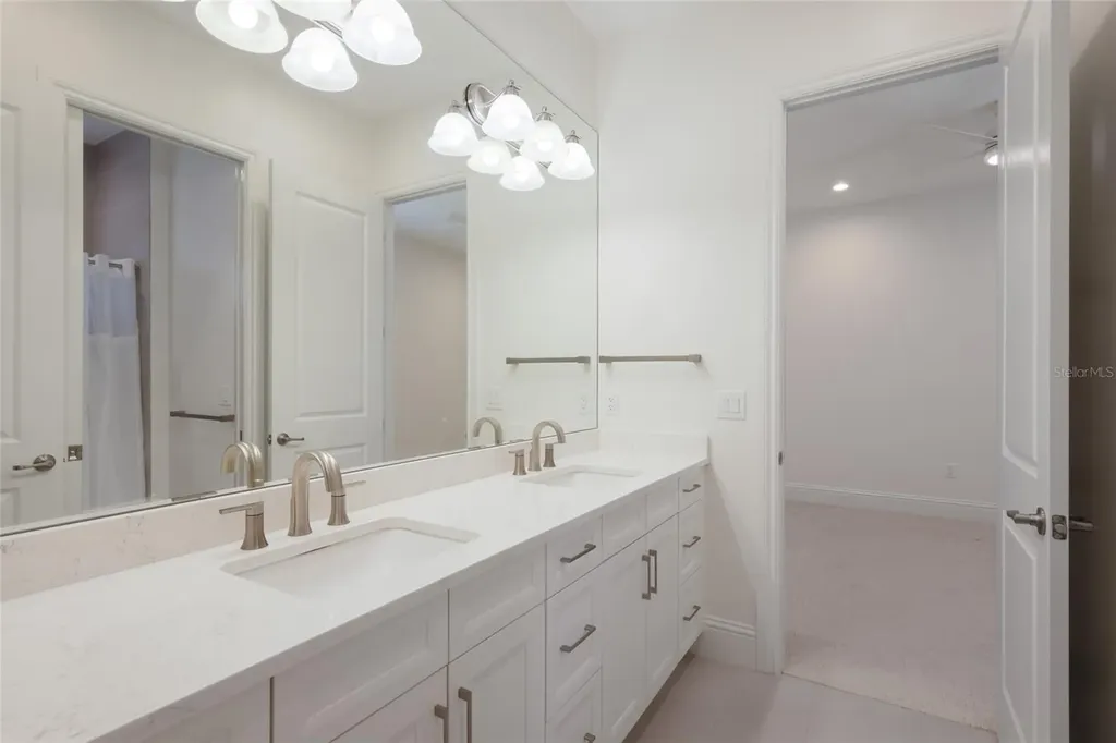 8249 Pavia Way Lakewood Ranch FL 34202