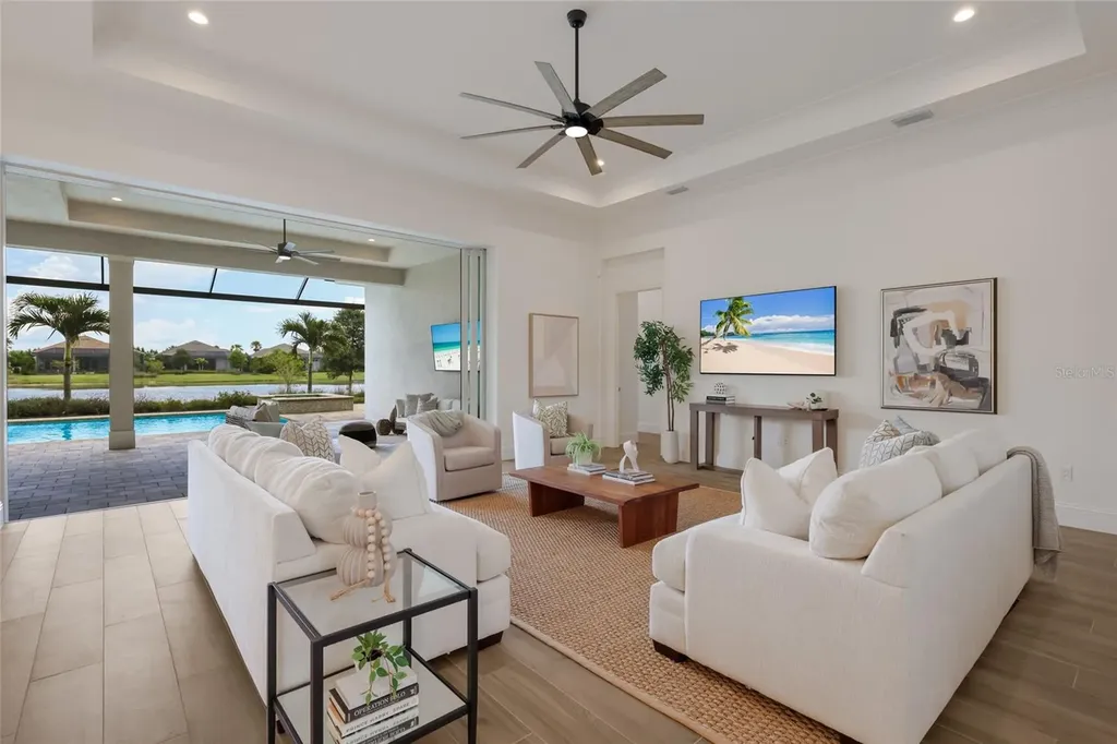 8249 Pavia Way Lakewood Ranch FL 34202