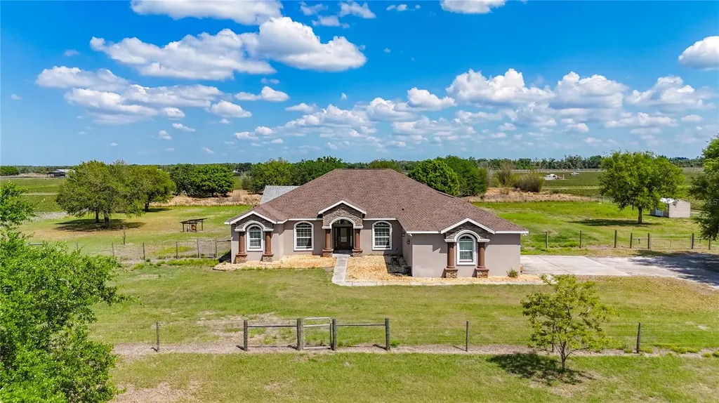 2350 Virgil Hall Road Lithia FL 33547