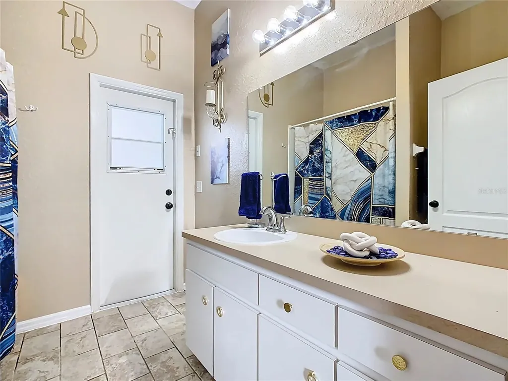 5637 Beverly Rise Boulevard Lakeland FL 33812