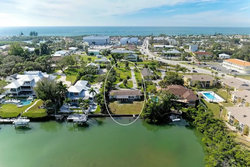 107 Louella Lane Nokomis FL 34275