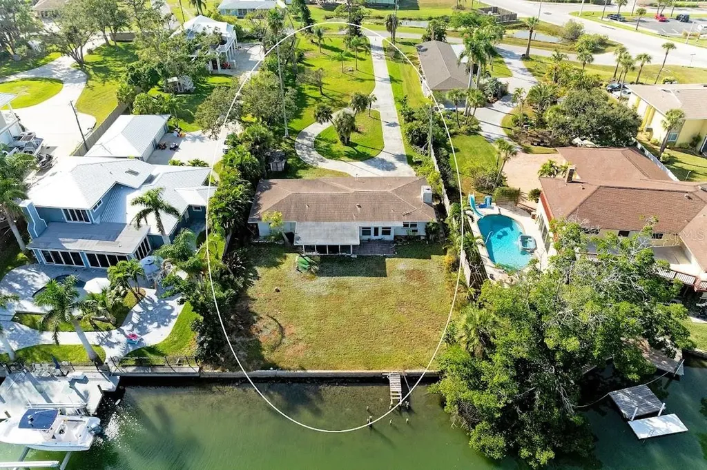 107 Louella Lane Nokomis FL 34275