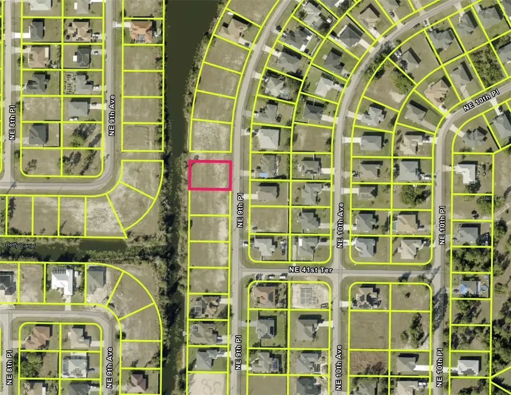 4112 NE 9th Place Cape Coral FL 33909