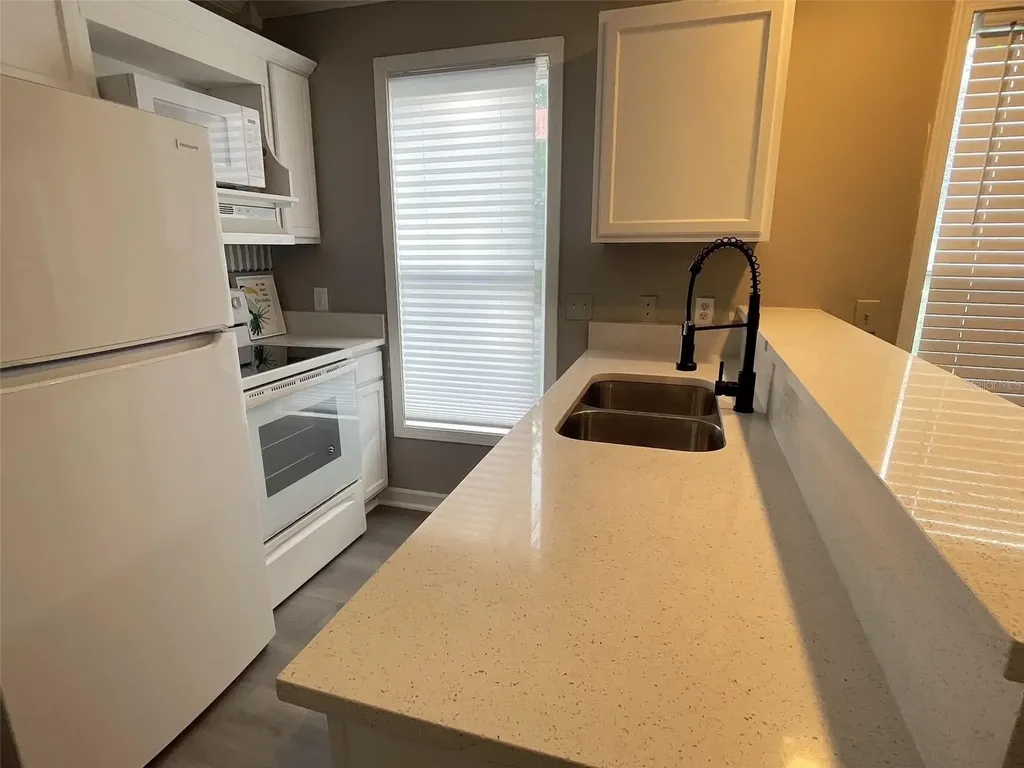2905 SW Archer Road Gainesville FL 32608
