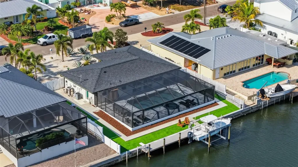 3915 Coconut Terrace Bradenton FL 34210
