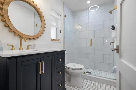 3915 Coconut Terrace Bradenton FL 34210