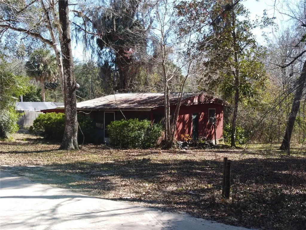 16800 NE 16th Place Silver Springs FL 34488