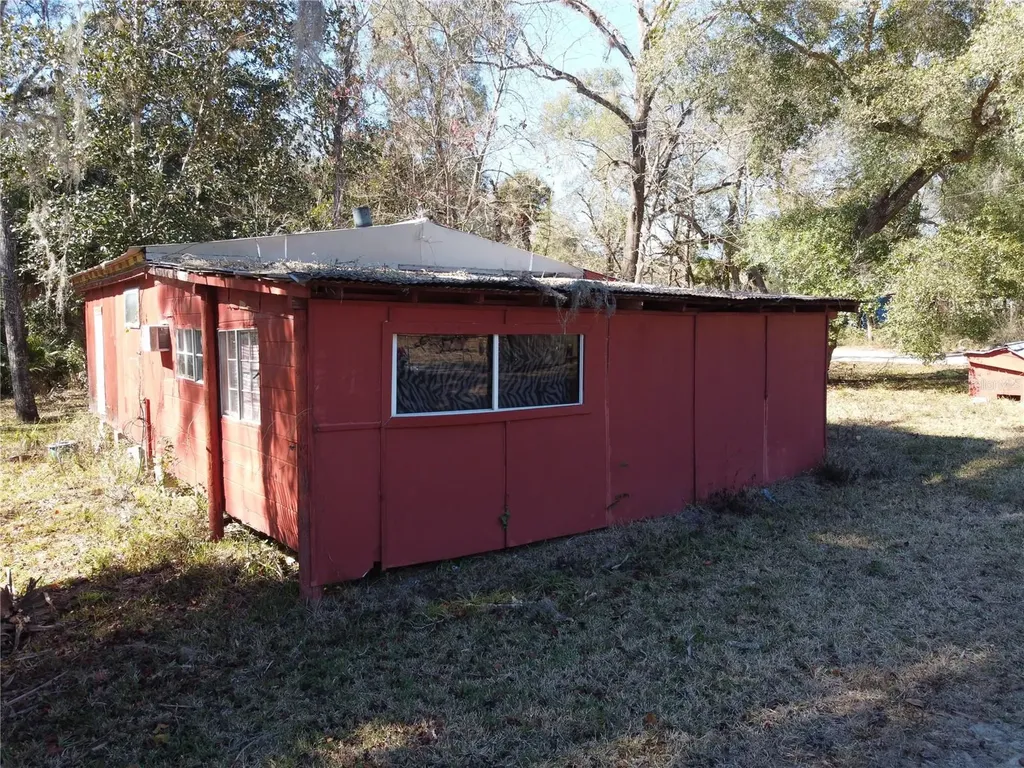 16800 NE 16th Place Silver Springs FL 34488