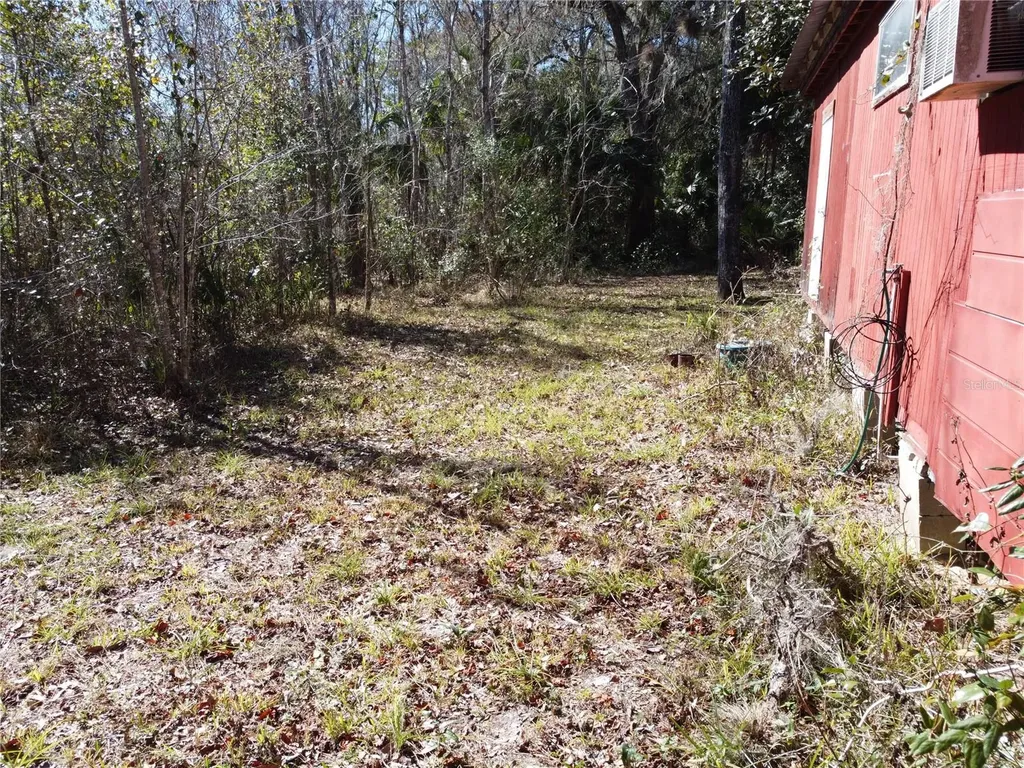 16800 NE 16th Place Silver Springs FL 34488