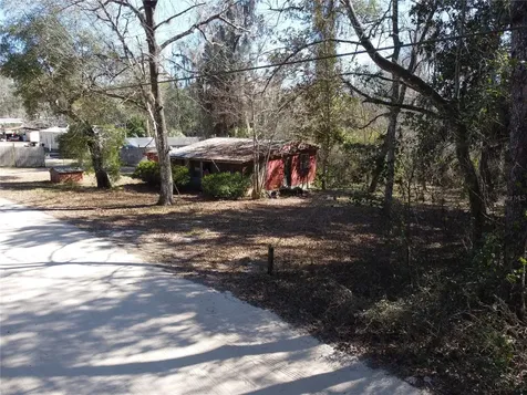 16800 NE 16th Place Silver Springs FL 34488