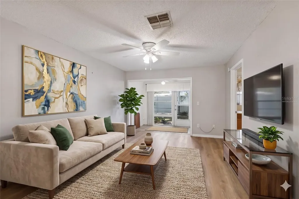 2465 Northside Drive Clearwater FL 33761