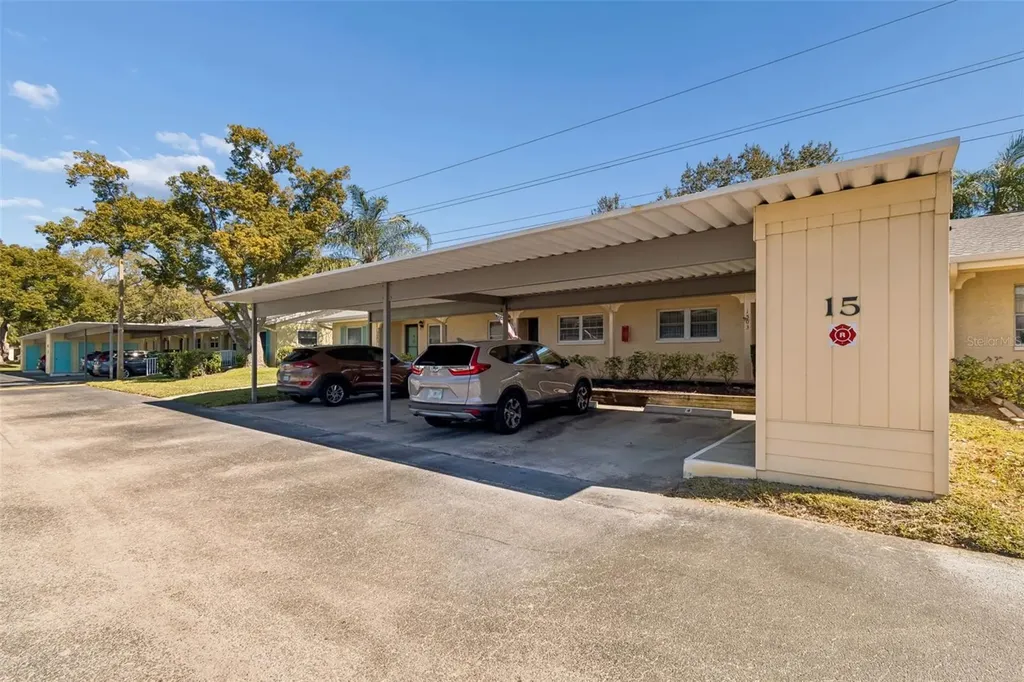 2465 Northside Drive Clearwater FL 33761