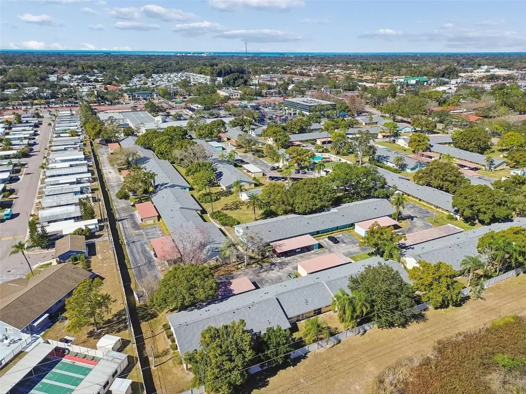 2465 Northside Drive Clearwater FL 33761