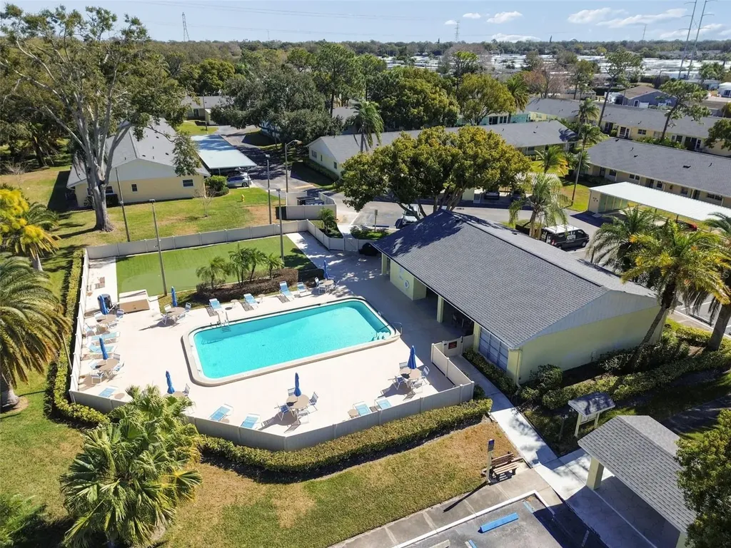2465 Northside Drive Clearwater FL 33761