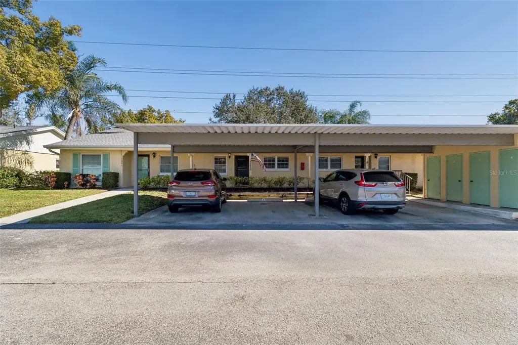 2465 Northside Drive Clearwater FL 33761