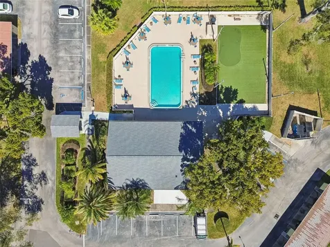 2465 Northside Drive Clearwater FL 33761
