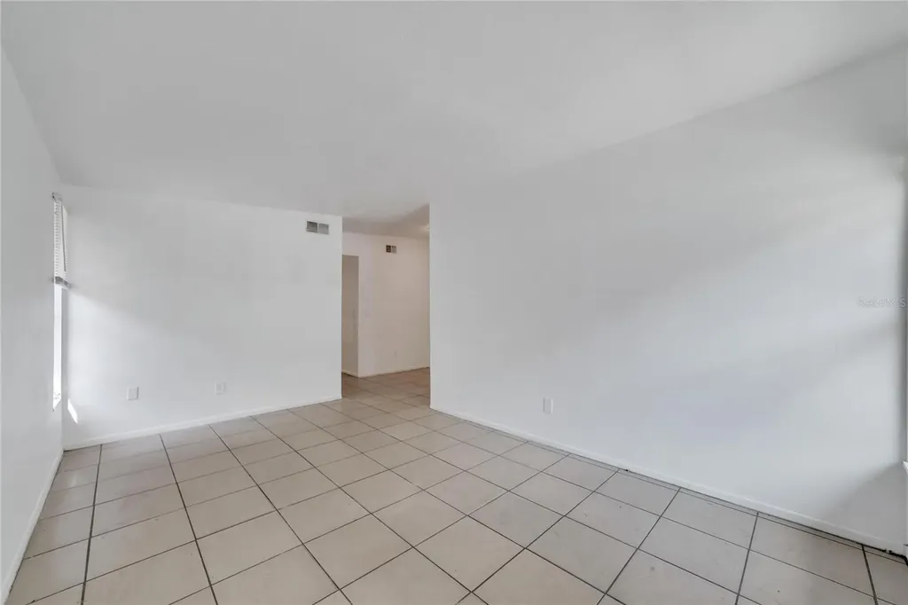 8720 N 48th Street Tampa FL 33617