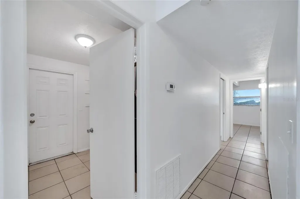 8720 N 48th Street Tampa FL 33617