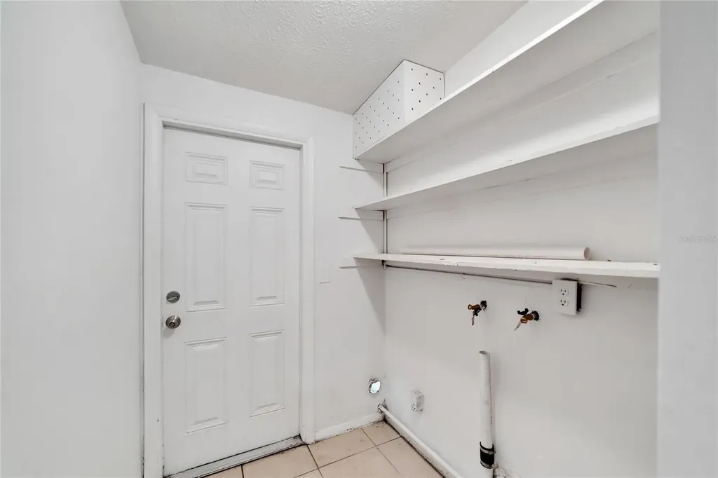 8720 N 48th Street Tampa FL 33617
