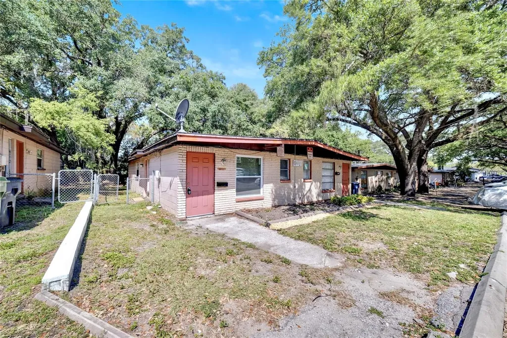8720 N 48th Street Tampa FL 33617