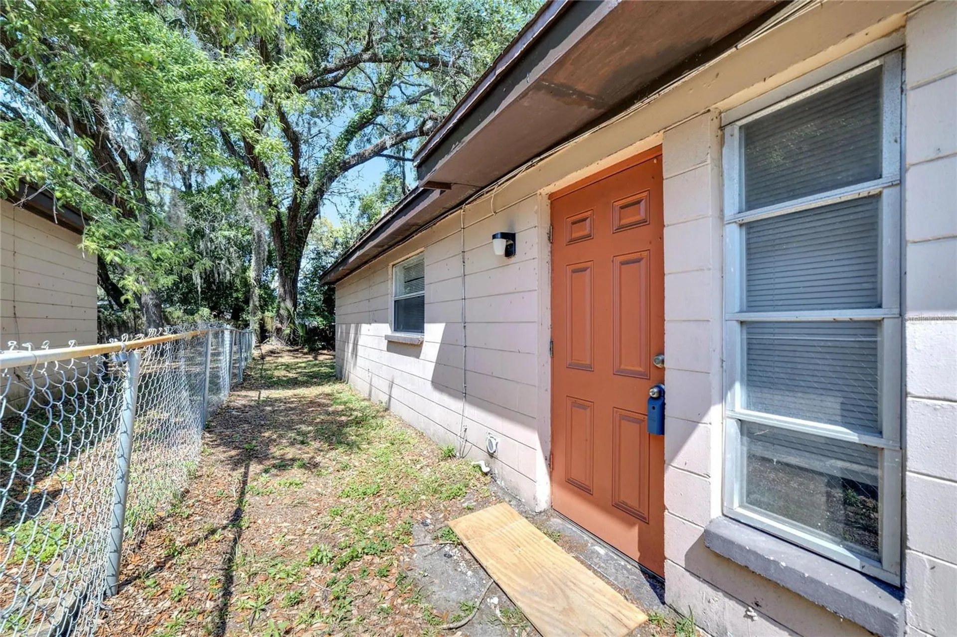 8720 N 48th Street Tampa FL 33617