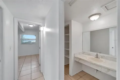 8720 N 48th Street Tampa FL 33617