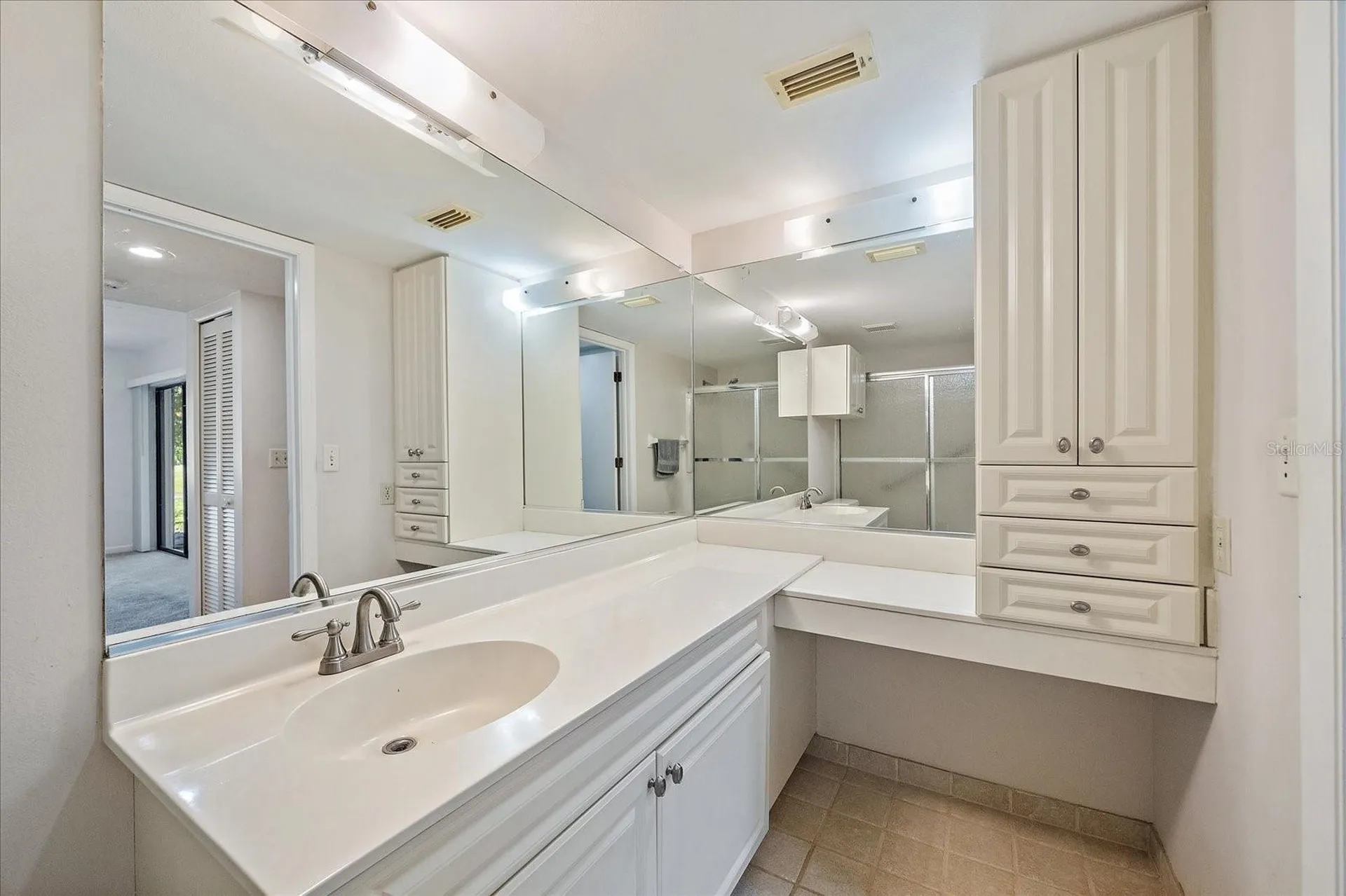 7742 Eagle Creek Drive Sarasota FL 34243
