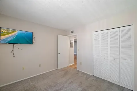 7742 Eagle Creek Drive Sarasota FL 34243
