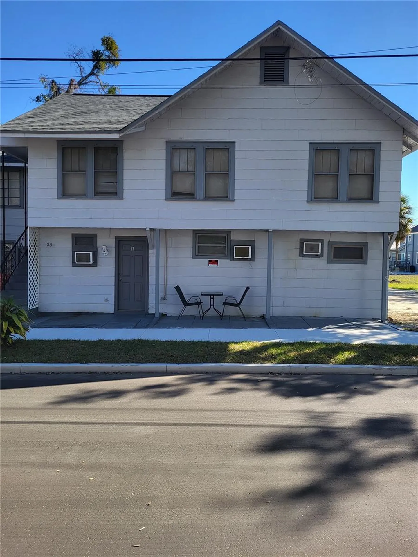 28 N Grosse Avenue Tarpon Springs FL 34689