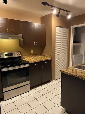 12522 Castle Hill Drive Tampa FL 33624
