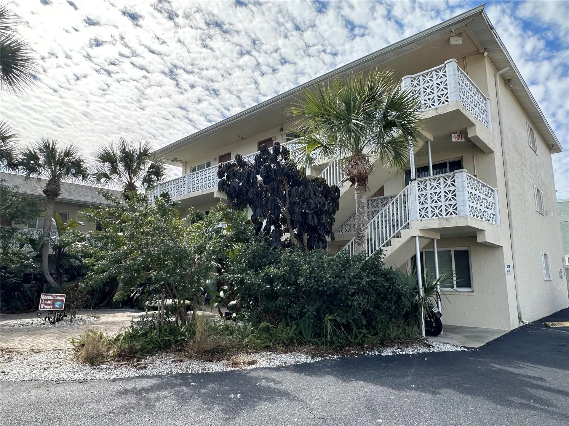 102 S Peninsula Drive Daytona Beach FL 32118