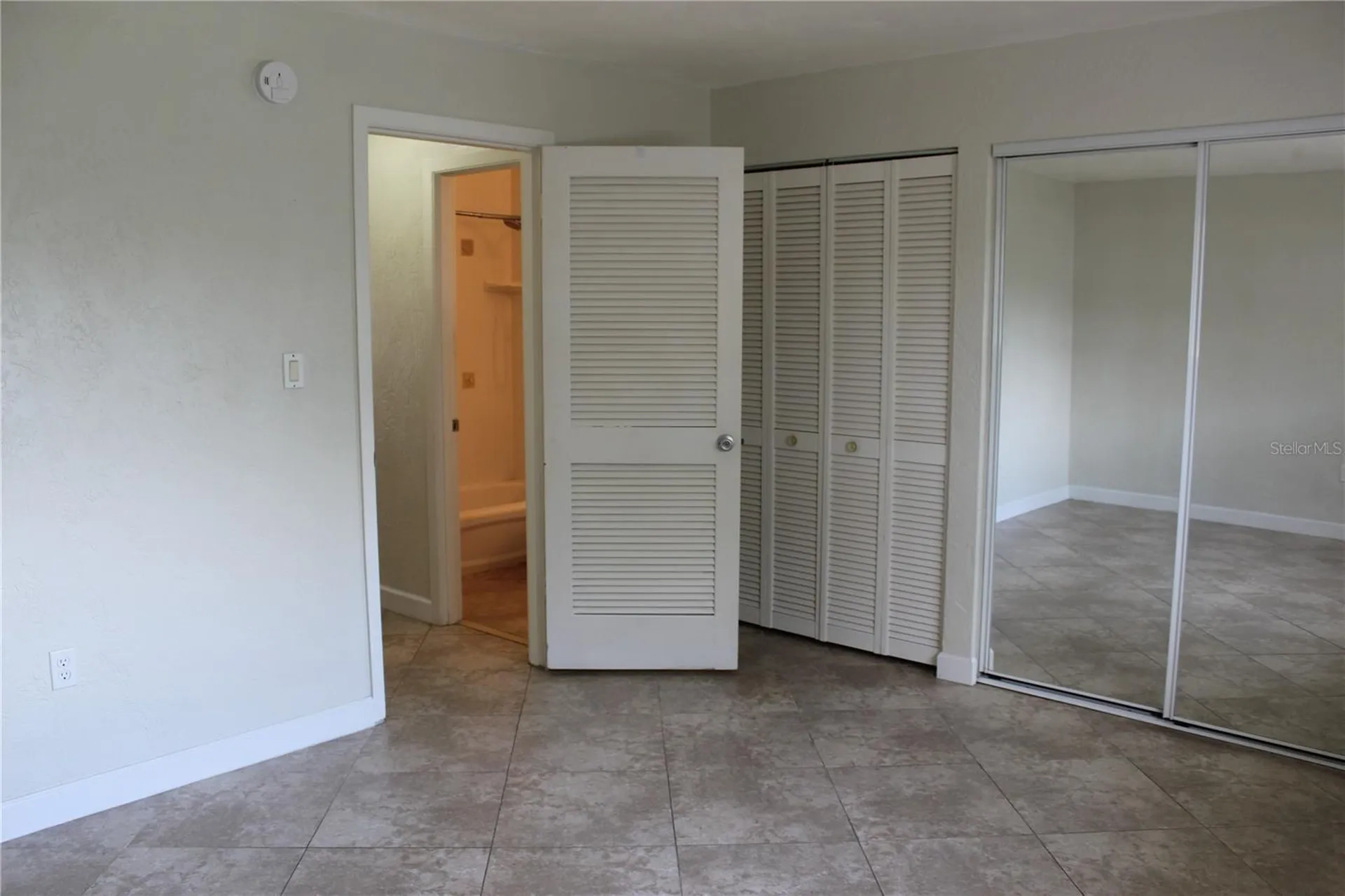 102 S Peninsula Drive Daytona Beach FL 32118