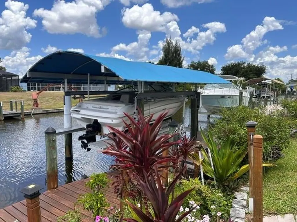 134 Dartmouth Drive NW Port Charlotte FL 33952