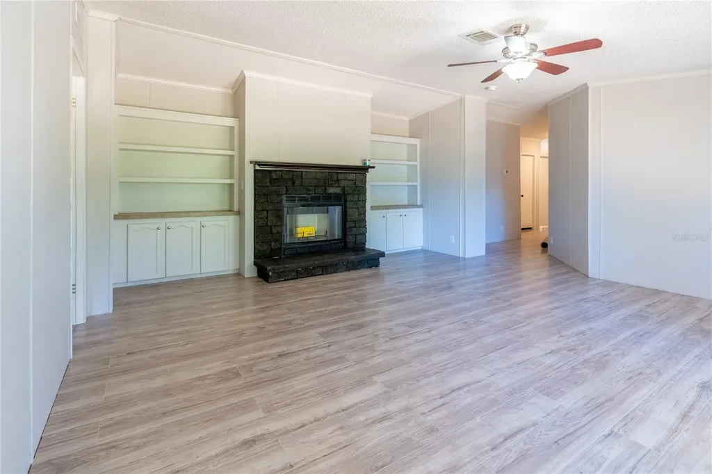 13811 County Road 109d Lady Lake FL 32159