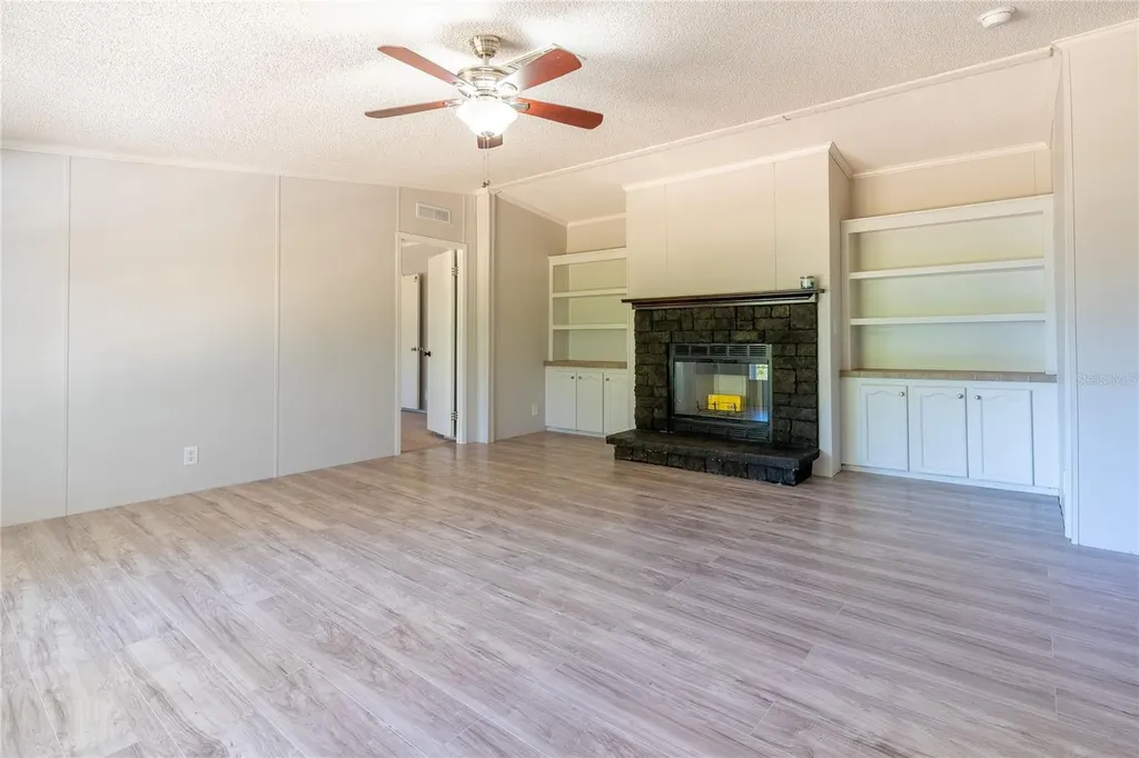 13811 County Road 109d Lady Lake FL 32159