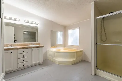 13811 County Road 109d Lady Lake FL 32159