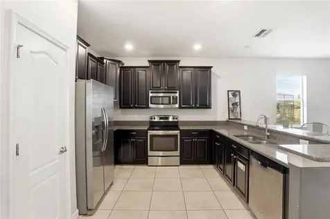 9039 Shadow Mountain Street Davenport FL 33896