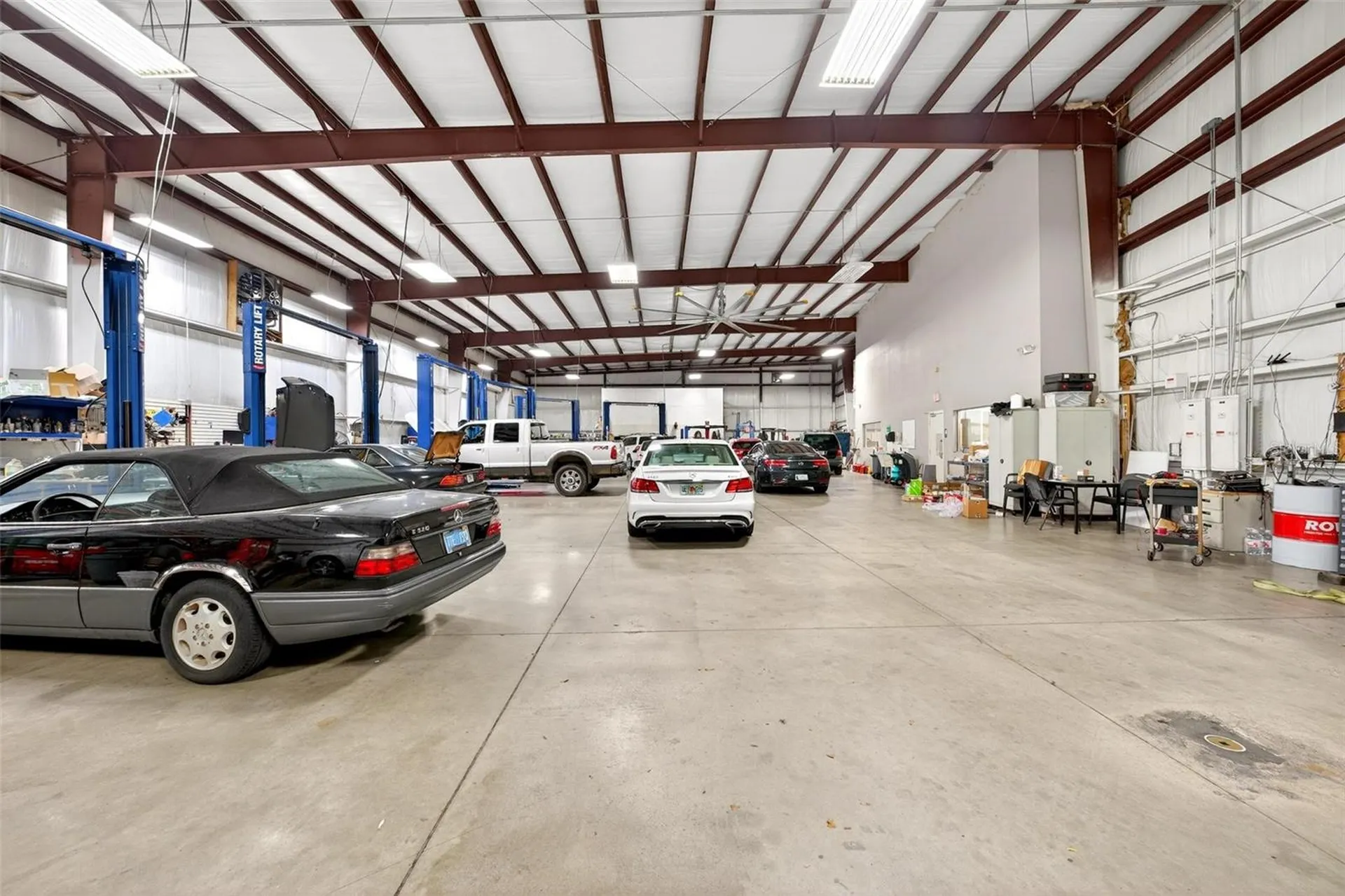 551 S Econ Circle Oviedo FL 32765