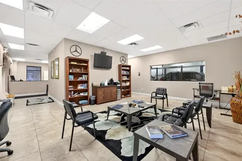 551 S Econ Circle Oviedo FL 32765