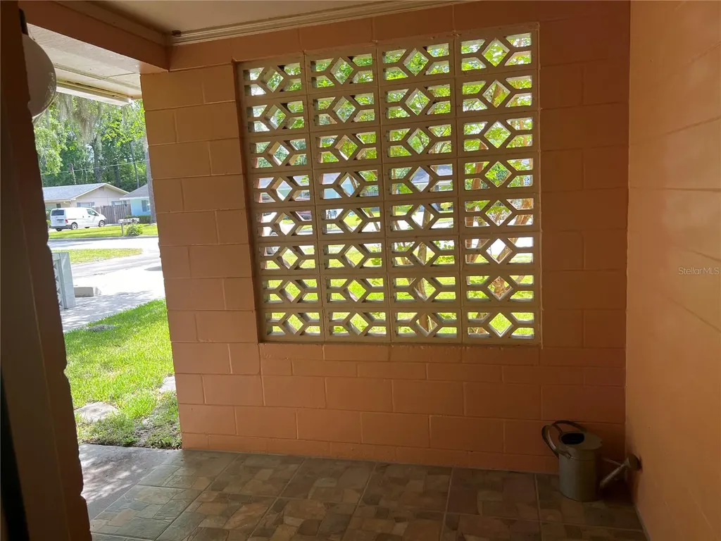 3706 NW 45th Street Gainesville FL 32607